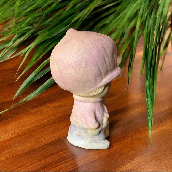 Vintage UCTCI Japan Ceramic “Poppet” Girl Bud Vase Figurine – 1970s - Picture 4 of 12